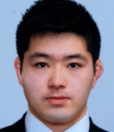 扇子 堅太郎
